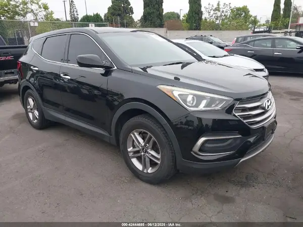 5NMZTDLBXJH076961 2018 HYUNDAI SANTA FE - Image 1
