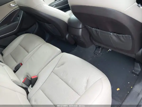 5NMZU3LB0HH002529 2017 HYUNDAI SANTA FE - Image 8