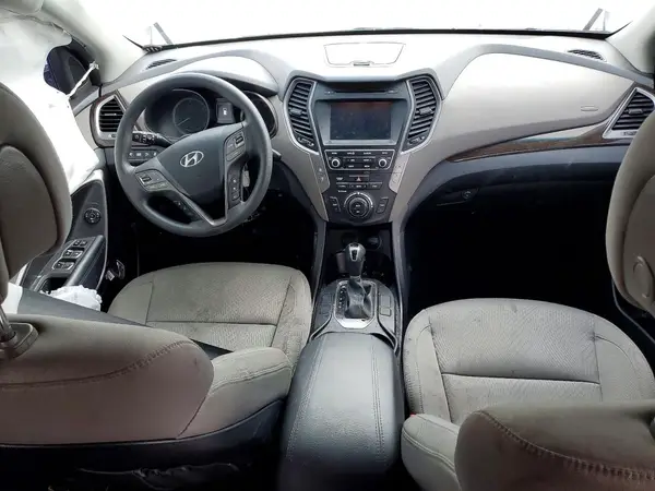 5NMZU3LB0HH002725 2017 HYUNDAI SANTA FE - Image 8