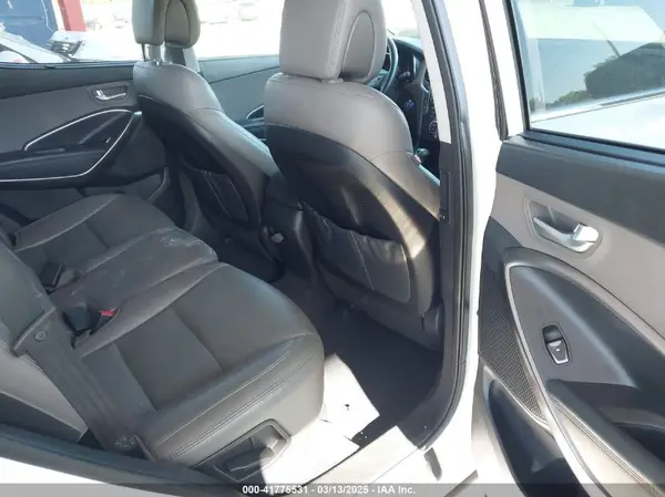 5NMZU3LB0HH006242 2017 HYUNDAI SANTA FE - Image 8