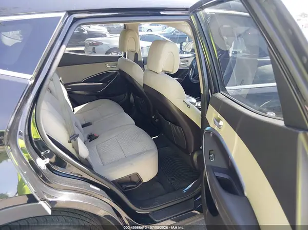 5NMZU3LB0HH007424 2017 HYUNDAI SANTA FE - Image 8