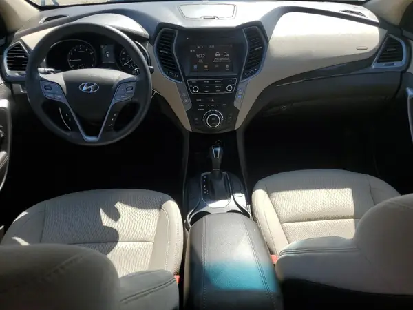5NMZU3LB0HH010615 2017 HYUNDAI SANTA FE - Image 8