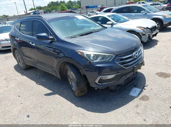 5NMZU3LB0HH014065 2017 HYUNDAI SANTA FE - Image 1