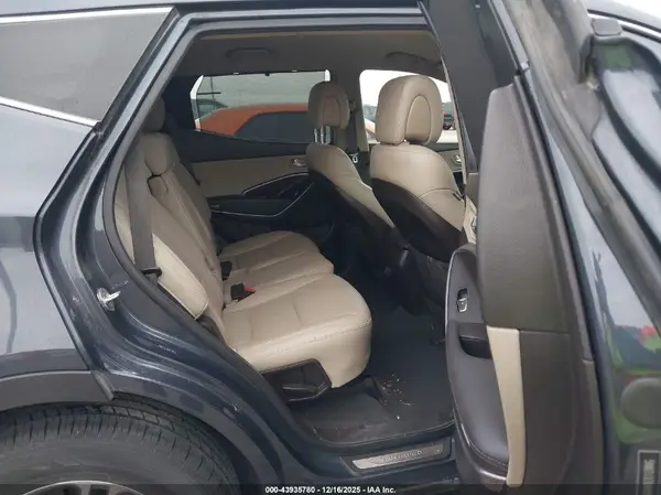 5NMZU3LB0HH019878 2017 HYUNDAI SANTA FE - Image 8