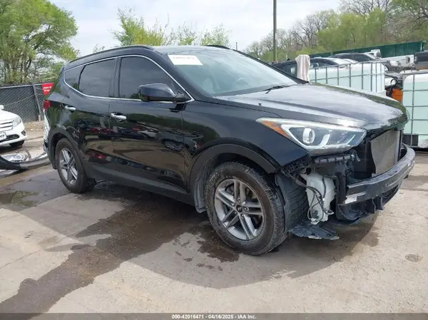 5NMZU3LB0HH022456 2017 HYUNDAI SANTA FE - Image 1