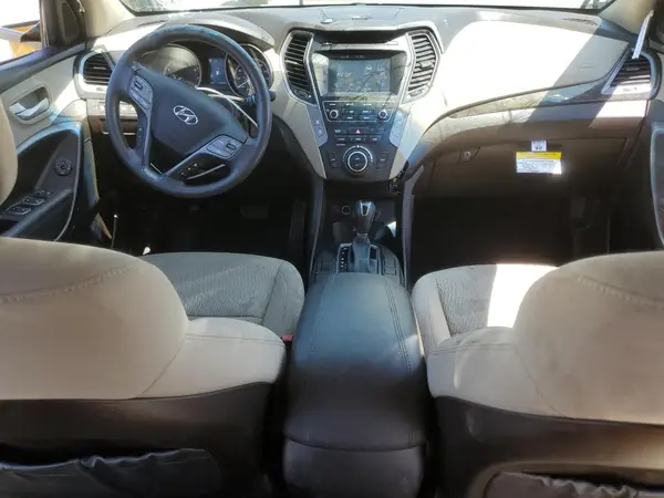 5NMZU3LB0HH025163 2017 HYUNDAI SANTA FE - Image 8