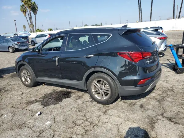 5NMZU3LB0HH025762 2017 HYUNDAI SANTA FE - Image 2
