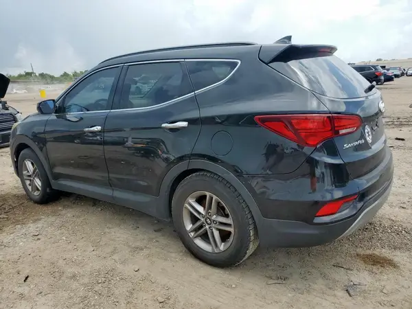 5NMZU3LB0HH025924 2017 HYUNDAI SANTA FE - Image 2