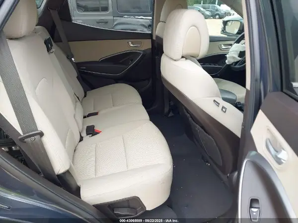 5NMZU3LB0HH030914 2017 HYUNDAI SANTA FE - Image 8