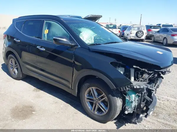 5NMZU3LB0HH031951 2017 HYUNDAI SANTA FE - Image 1