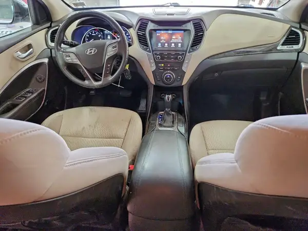 5NMZU3LB0HH042576 2017 HYUNDAI SANTA FE - Image 8