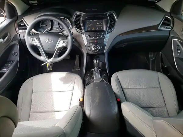 5NMZU3LB0HH050984 2017 HYUNDAI SANTA FE - Image 8