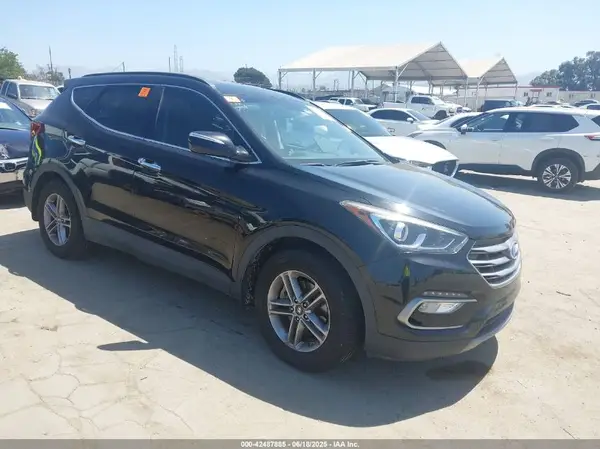 5NMZU3LB0HH052069 2017 HYUNDAI SANTA FE - Image 1