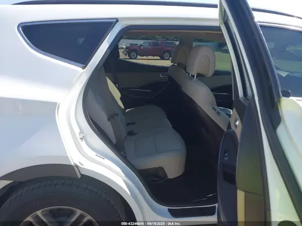 5NMZU3LB0JH074448 2018 HYUNDAI SANTA FE - Image 8