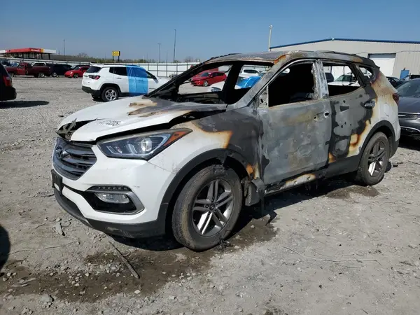 5NMZU3LB0JH076121 2018 HYUNDAI SANTA FE - Image 1