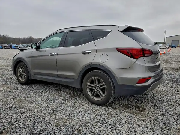 5NMZU3LB0JH076233 2018 HYUNDAI SANTA FE - Image 2