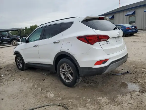 5NMZU3LB0JH101597 2018 HYUNDAI SANTA FE - Image 2
