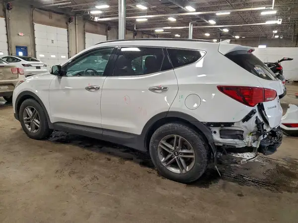 5NMZU3LB1HH002040 2017 HYUNDAI SANTA FE - Image 2
