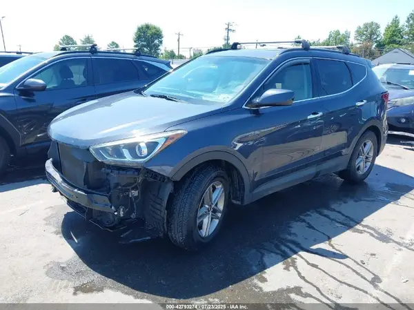 5NMZU3LB1HH006055 2017 HYUNDAI SANTA FE - Image 2