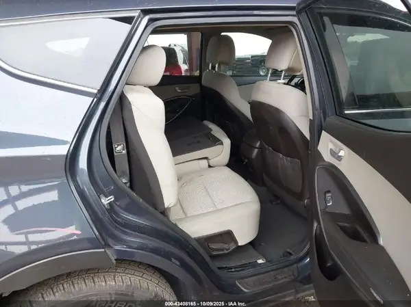 5NMZU3LB1HH007013 2017 HYUNDAI SANTA FE - Image 8