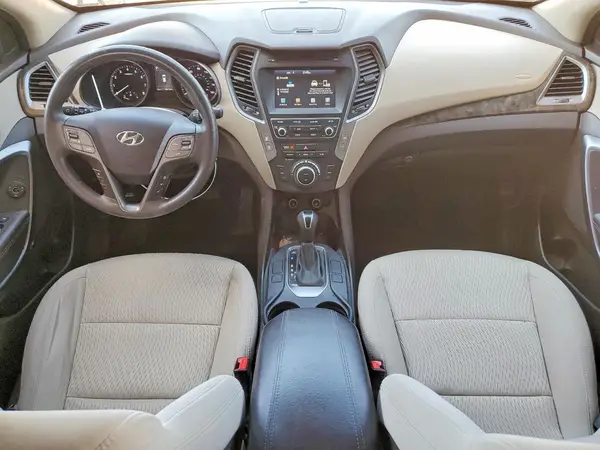 5NMZU3LB1HH009540 2017 HYUNDAI SANTA FE - Image 8