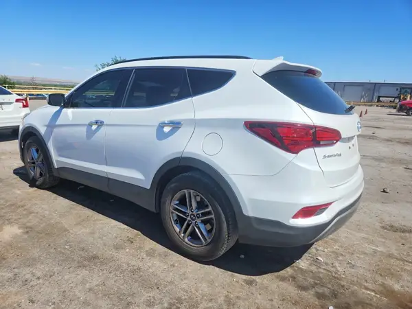 5NMZU3LB1HH034311 2017 HYUNDAI SANTA FE - Image 2