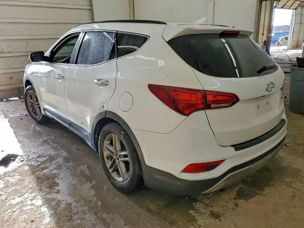 5NMZU3LB1HH036317 2017 HYUNDAI SANTA FE - Image 2