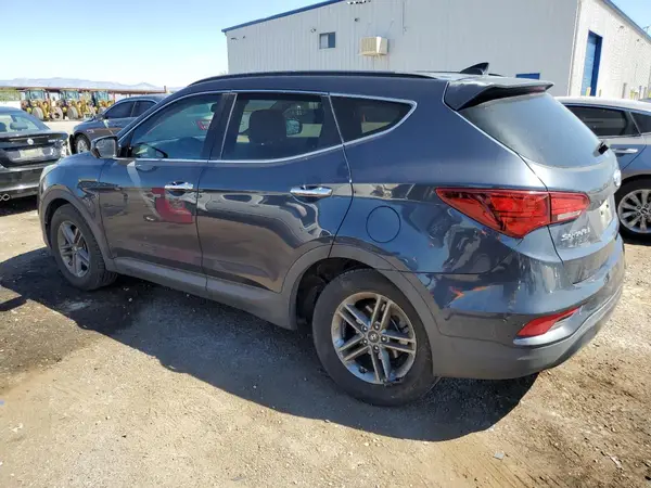 5NMZU3LB1HH038455 2017 HYUNDAI SANTA FE - Image 2