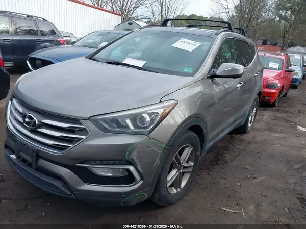 5NMZU3LB1HH040190 2017 HYUNDAI SANTA FE - Image 2