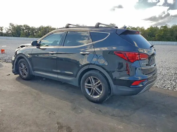 5NMZU3LB1HH045230 2017 HYUNDAI SANTA FE - Image 2
