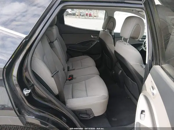 5NMZU3LB1HH045650 2017 HYUNDAI SANTA FE - Image 8