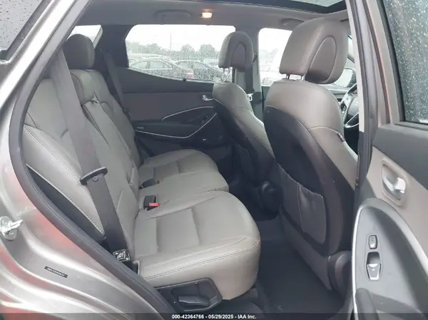 5NMZU3LB1HH046314 2017 HYUNDAI SANTA FE - Image 8