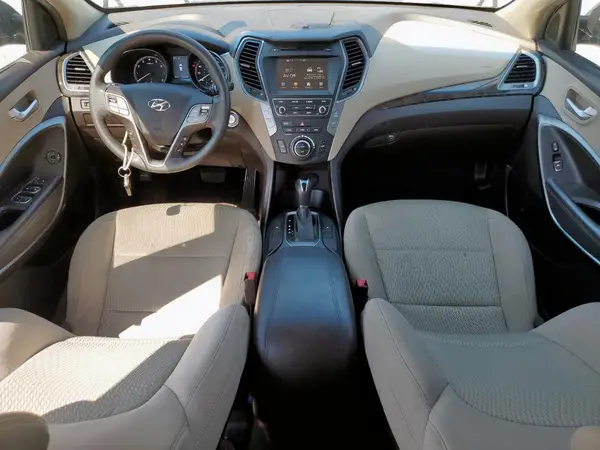 5NMZU3LB1HH049696 2017 HYUNDAI SANTA FE - Image 8