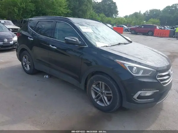 5NMZU3LB1HH052047 2017 HYUNDAI SANTA FE - Image 1