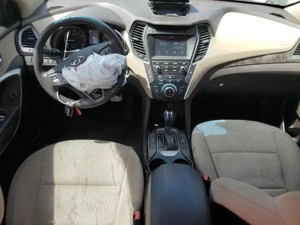 5NMZU3LB1JH060039 2018 HYUNDAI SANTA FE - Image 8