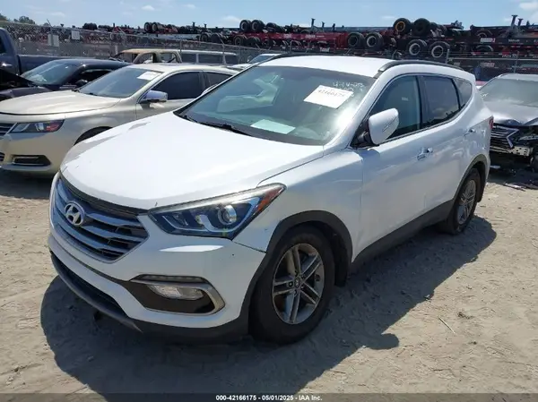 5NMZU3LB1JH061076 2018 HYUNDAI SANTA FE - Image 2