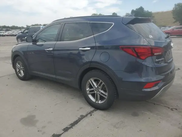 5NMZU3LB2HH002564 2017 HYUNDAI SANTA FE - Image 2
