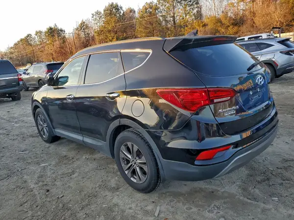 5NMZU3LB2HH006419 2017 HYUNDAI SANTA FE - Image 2
