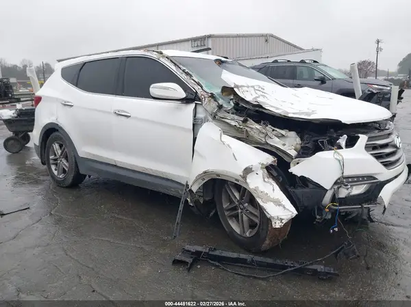 5NMZU3LB2HH006551 2017 HYUNDAI SANTA FE - Image 1