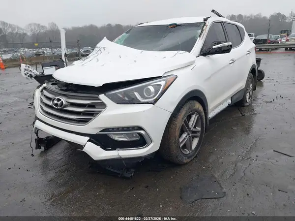 5NMZU3LB2HH006551 2017 HYUNDAI SANTA FE - Image 2
