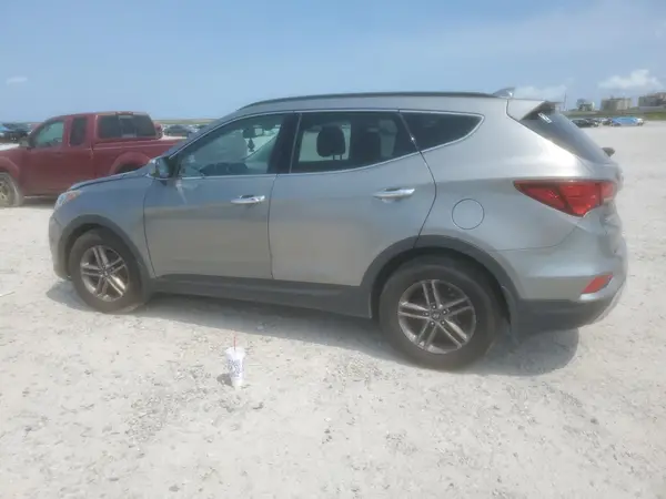 5NMZU3LB2HH007439 2017 HYUNDAI SANTA FE - Image 2