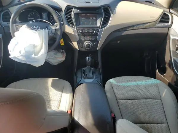 5NMZU3LB2HH009255 2017 HYUNDAI SANTA FE - Image 8