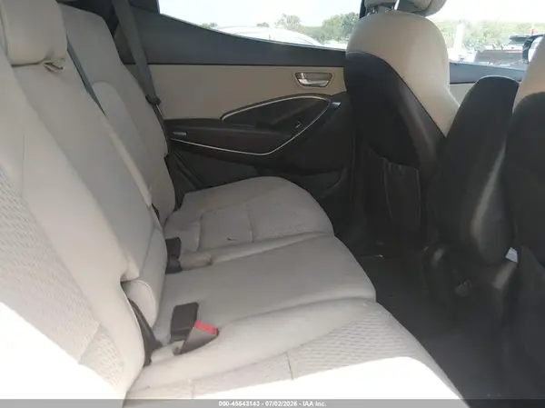 5NMZU3LB2HH013726 2017 HYUNDAI SANTA FE - Image 8