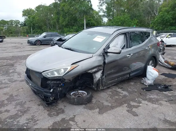5NMZU3LB2HH014844 2017 HYUNDAI SANTA FE - Image 2