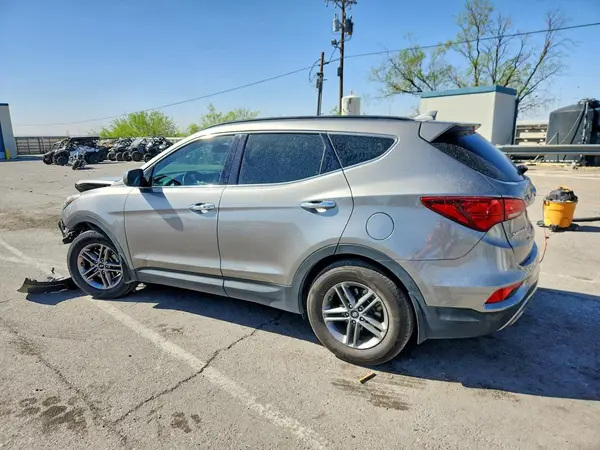 5NMZU3LB2HH016299 2017 HYUNDAI SANTA FE - Image 2