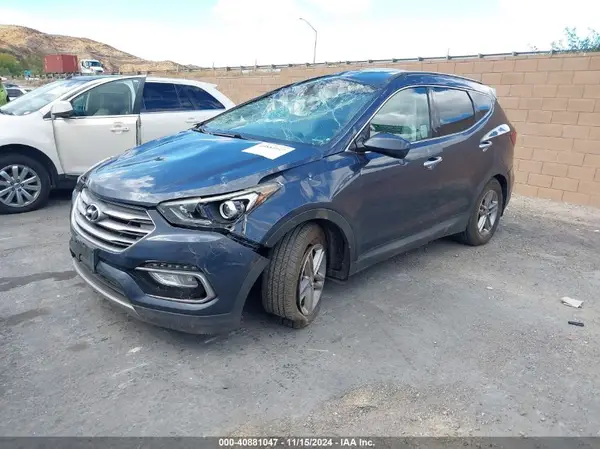 5NMZU3LB2HH016870 2017 HYUNDAI SANTA FE - Image 2