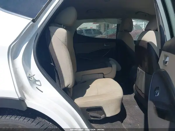 5NMZU3LB2HH017937 2017 HYUNDAI SANTA FE - Image 8
