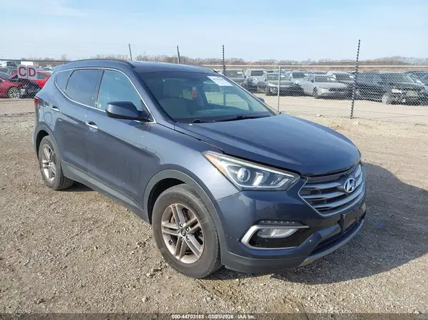 5NMZU3LB2HH025696 2017 HYUNDAI SANTA FE - Image 1