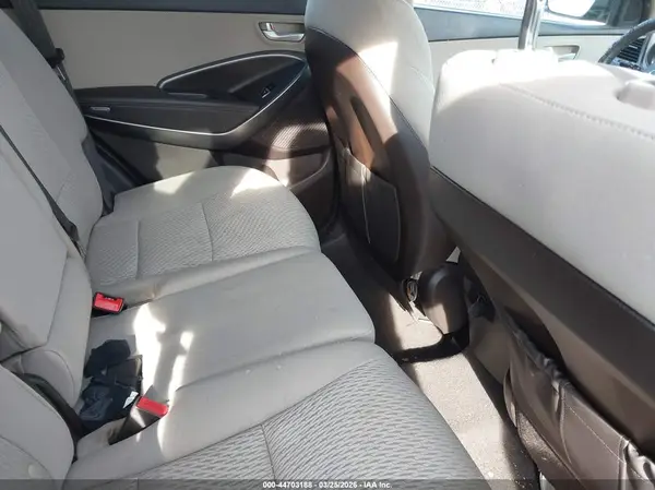 5NMZU3LB2HH025696 2017 HYUNDAI SANTA FE - Image 8