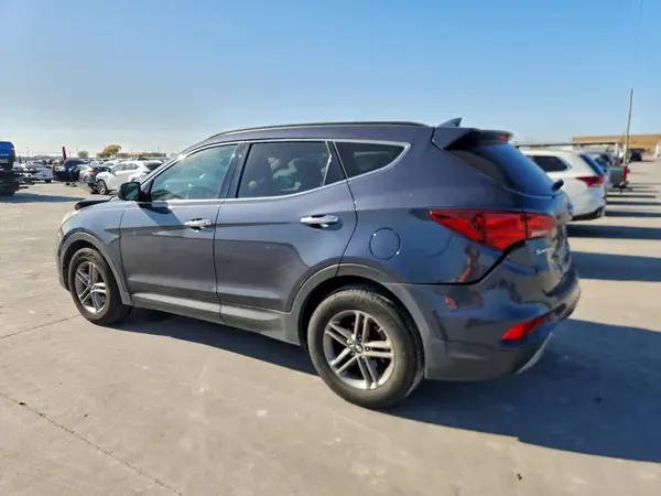 5NMZU3LB2HH025892 2017 HYUNDAI SANTA FE - Image 2